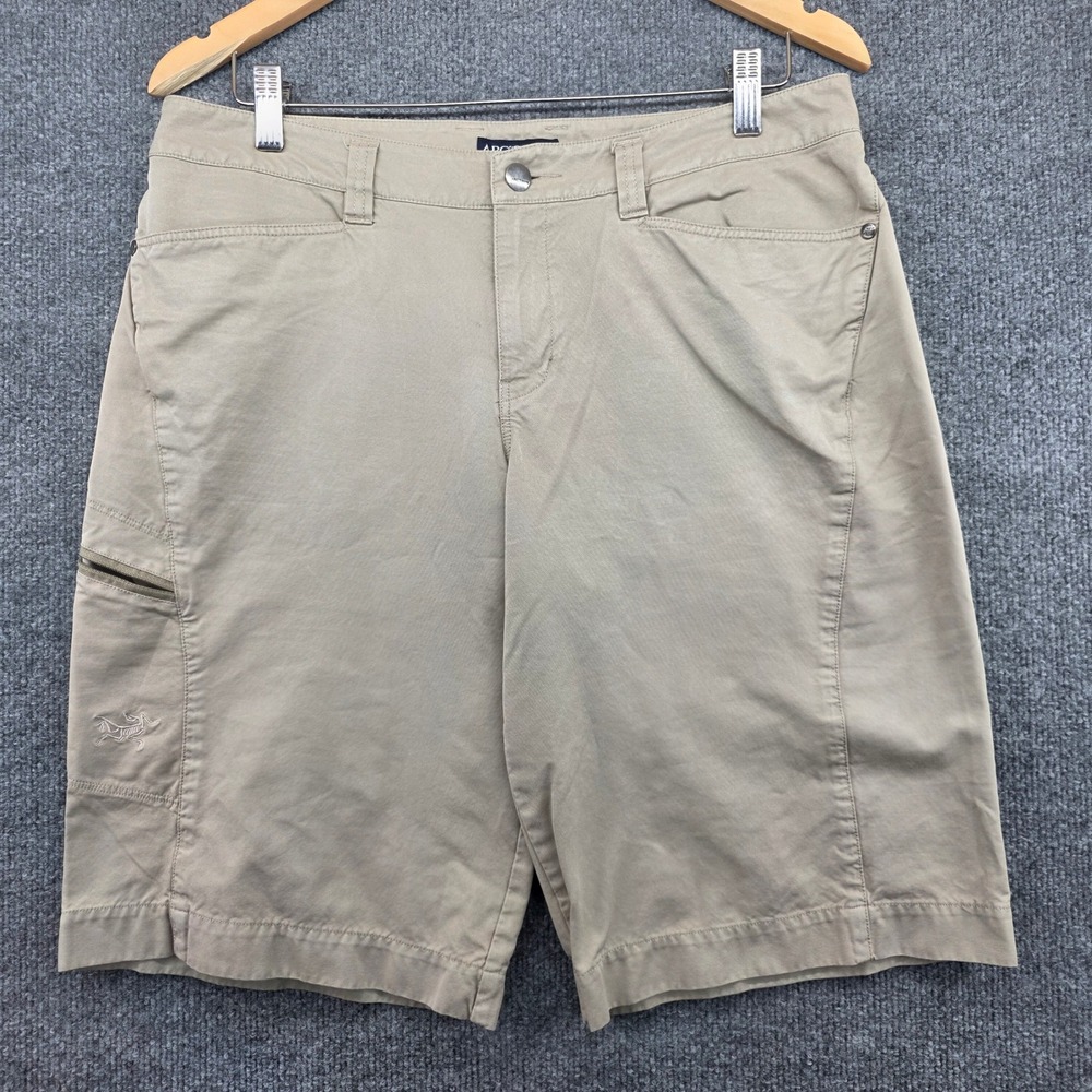 Arcteryx Womens Hiking Shorts Tan Khaki‎ Size 8 Cargo Pocket Outdoor Gorpcore